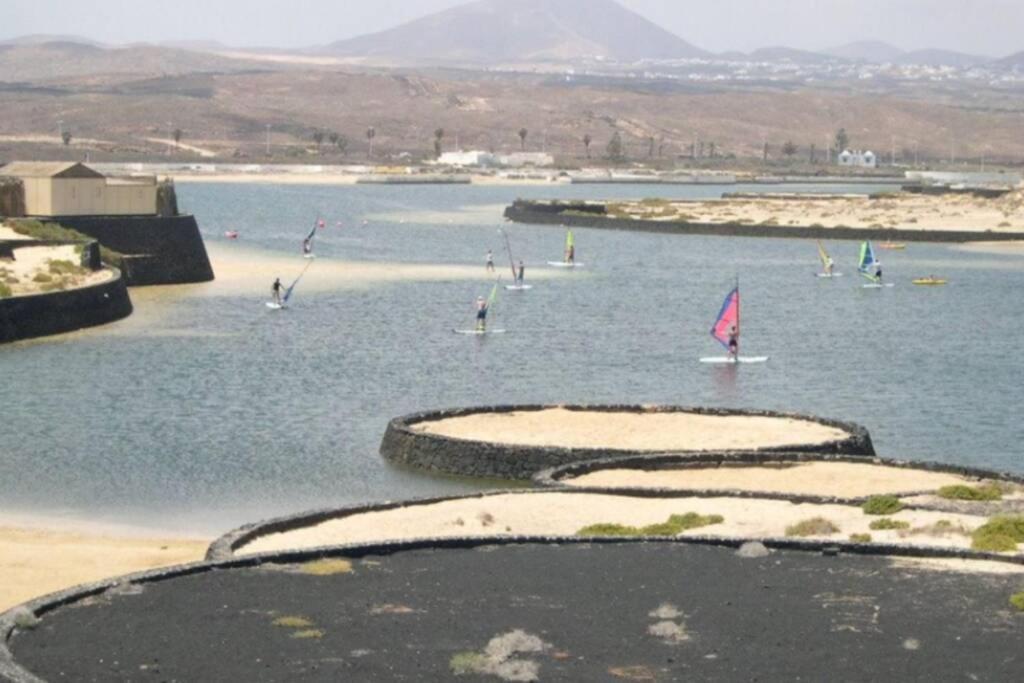 דירות לה סנטה Rosa De Los Vientos, Tu Norte En Lanzarote מראה חיצוני תמונה